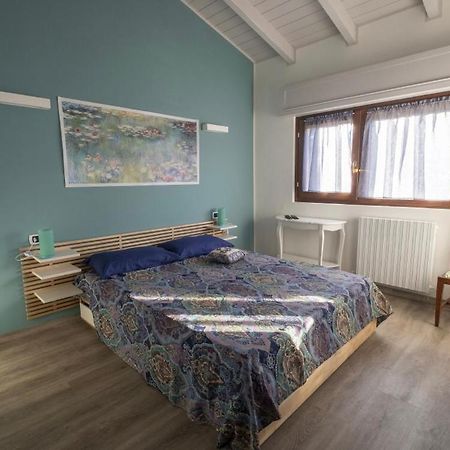 Appartamento In Villa Con Giardino A 300M Dal Lago Maggiore Castelletto sopra Ticino Exteriör bild